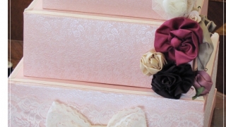 Сватбена кутия за пари розова торта