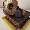 Шоколадов грамофон изработен от белгийски шоколад