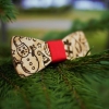 Дървена папионка с Коледни мотиви