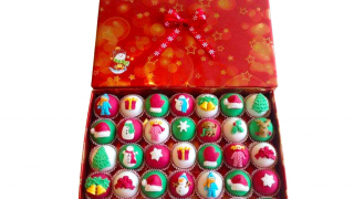 Кутия Коледни бонбони 20 броя
