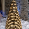 НОВО! Пирамида с 200 бонбона Ferrero Rocher